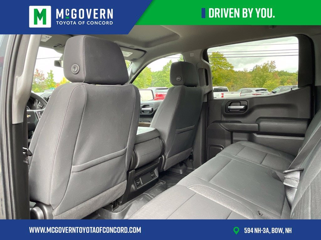 Used 2020 Chevrolet Silverado 1500 LT w/ LT Value Package AWD/4WD image 16