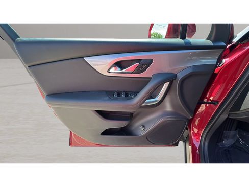 Used 2019 Chevrolet Blazer LT AWD/4WD image 26