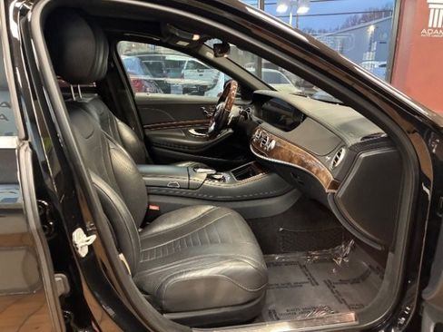 Used 2018 Mercedes-Benz S 560 4MATIC Sedan image 31
