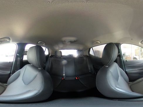 Used 2025 Buick Encore GX Preferred FWD image 40