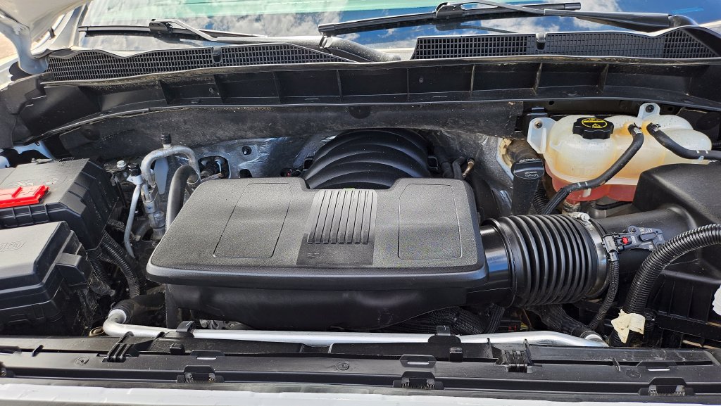 Used 2025 GMC Sierra 1500 SLT AWD/4WD image 40