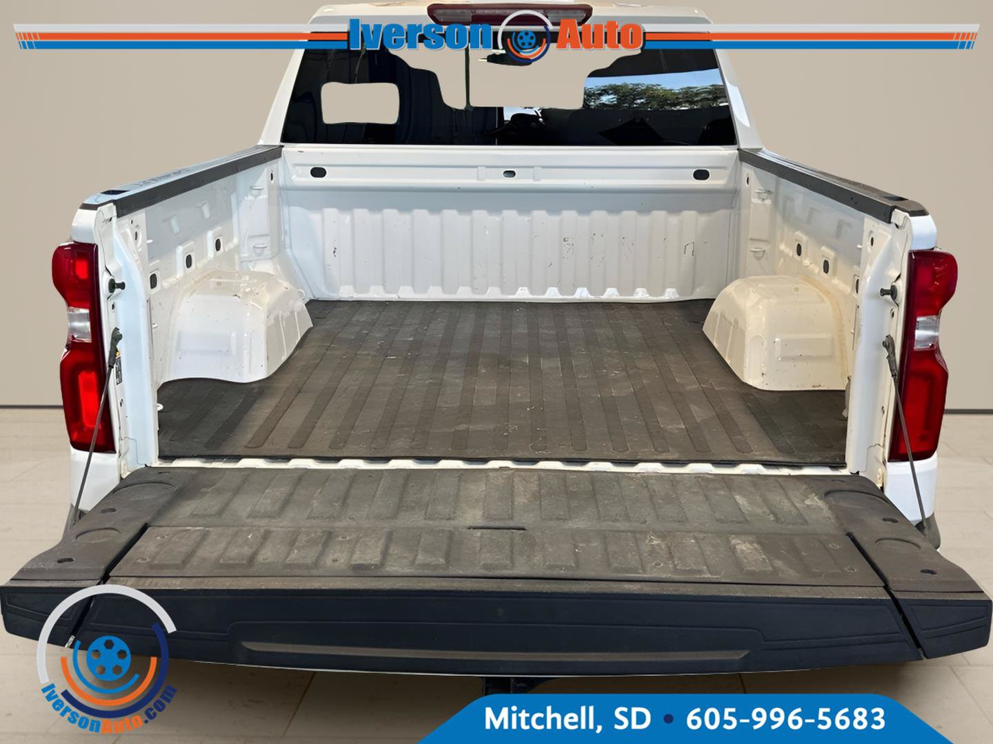 Used 2021 Chevrolet Silverado 1500 Custom AWD/4WD image 31