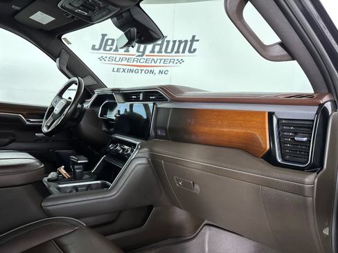 Used 2023 GMC Sierra 1500 Denali w/ Technology Package AWD/4WD image 30