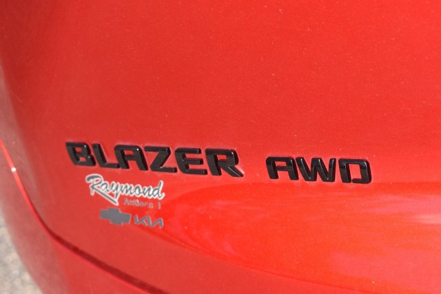 Certified 2023 Chevrolet Blazer RS w/ Driver Confidence II Package AWD/4WD image 19