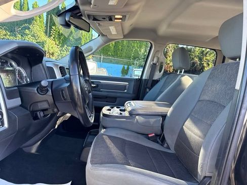 Used 2017 RAM 1500 Big Horn RWD image 21