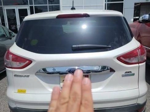 Used 2013 Ford Escape SEL FWD image 10