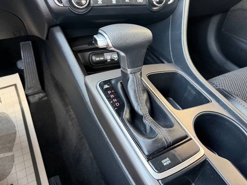 Used 2020 Kia Optima S FWD image 29