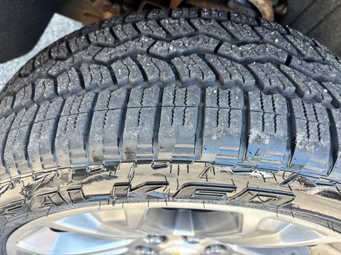 Used 2017 Chevrolet Silverado 1500 High Country AWD/4WD image 12