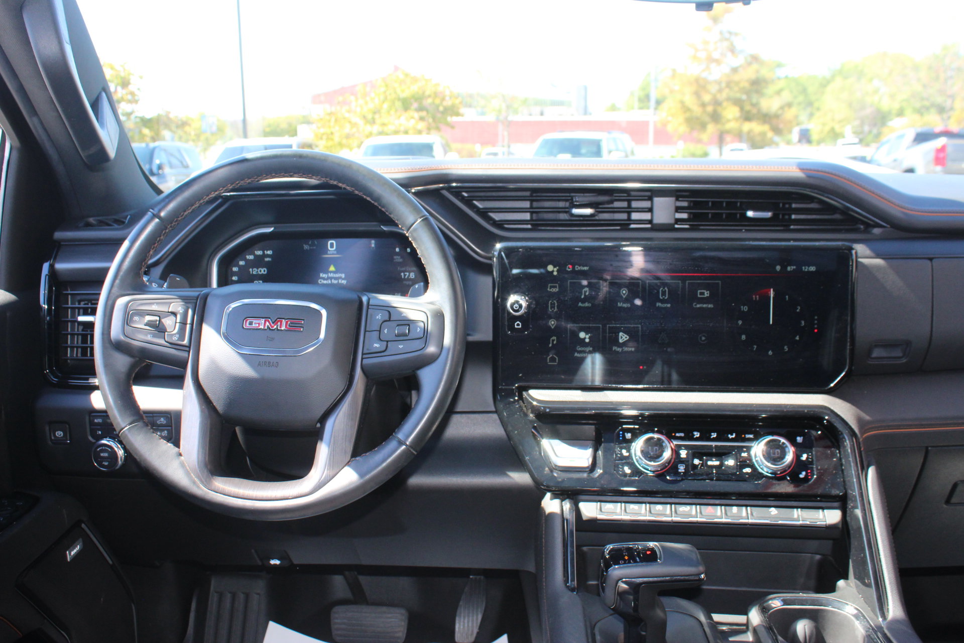 Used 2023 GMC Sierra 1500 AT4 w/ AT4 Premium Package AWD/4WD image 29
