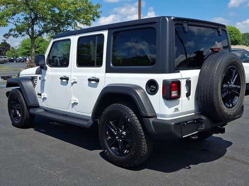 Used 2021 Jeep Wrangler Unlimited Sport AWD/4WD image 6