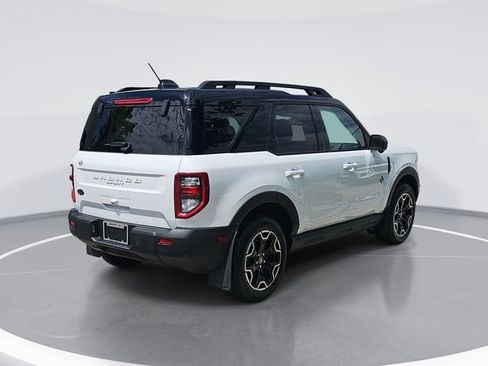 Certified 2025 Ford Bronco Sport Outer Banks w/ Outer Banks Tech Package+ AWD/4WD image 3