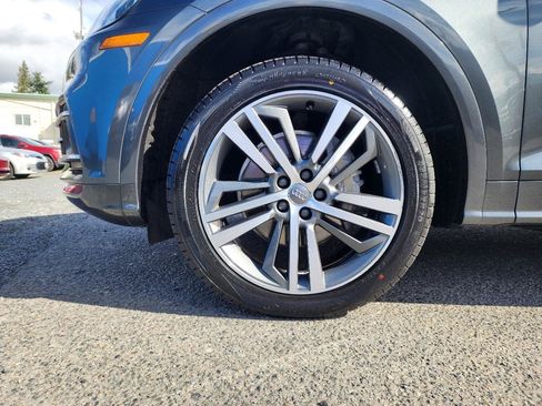 Used 2018 Audi Q5 Prestige AWD/4WD image 46