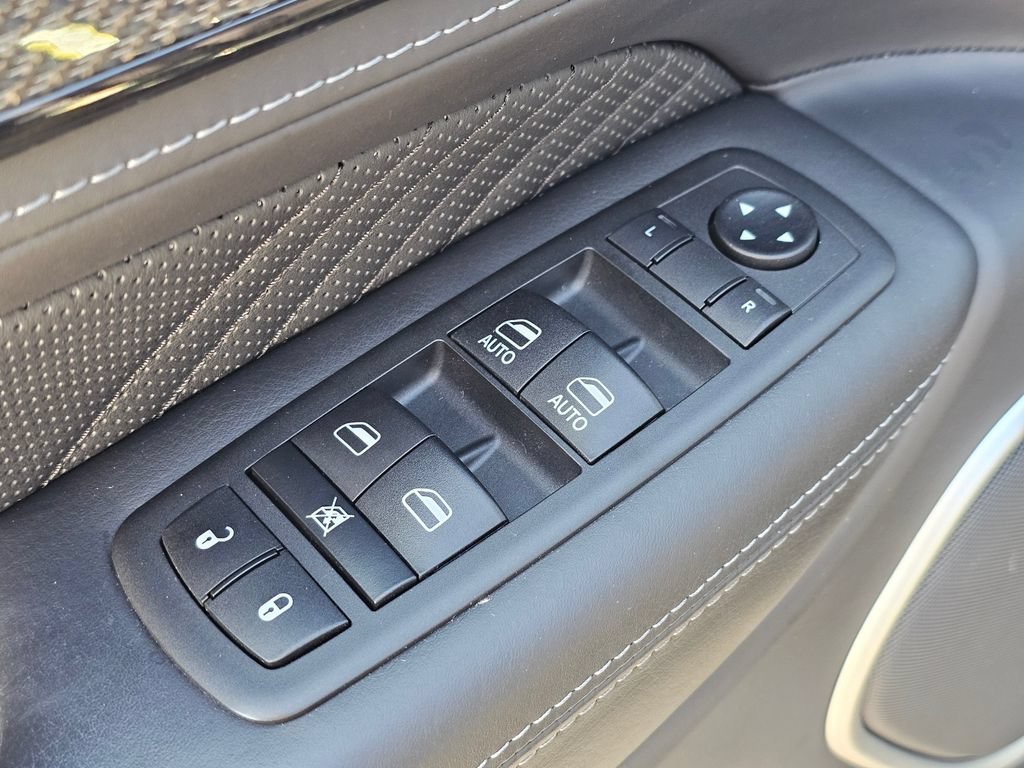 Used 2020 Jeep Grand Cherokee Trackhawk AWD/4WD image 32