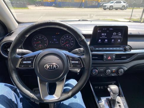 Used 2019 Kia Forte EX FWD image 12