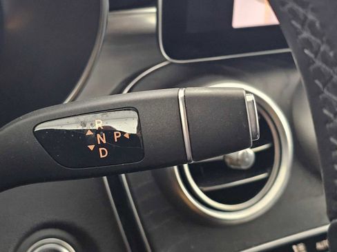 Used 2021 Mercedes-Benz C 300 Sedan image 31