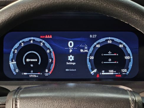 Certified 2025 Toyota Tacoma TRD Off-Road AWD/4WD image 15