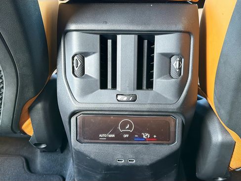 Used 2025 BMW X3 xDrive30i w/ Premium Package AWD/4WD image 19