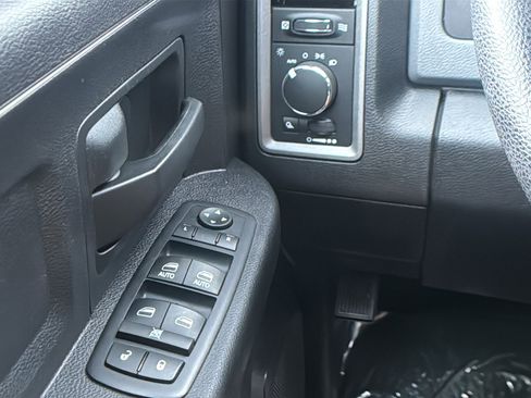 Used 2016 RAM 1500 Tradesman w/ Popular Equipment Group AWD/4WD image 30