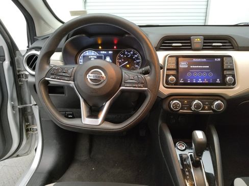 Used 2021 Nissan Versa SV FWD image 22