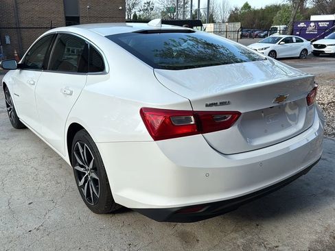 Used 2017 Chevrolet Malibu LT w/ Leather Package image 7
