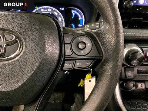 Used 2024 Toyota RAV4 LE image 25