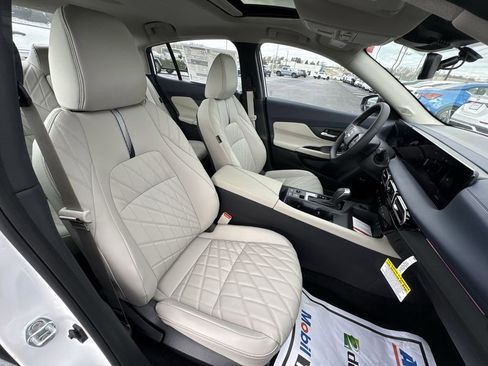 New 2026 Nissan Sentra SL image 25