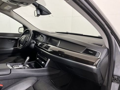 Used 2011 BMW 550i Gran Turismo xDrive image 23