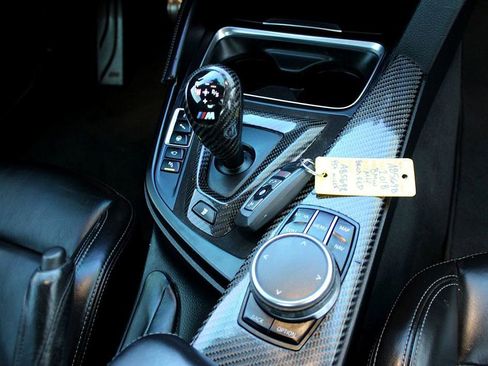 Used 2018 BMW M4 Coupe w/ Competition Package image 17