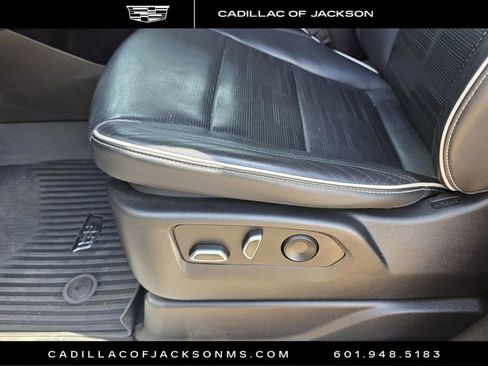 Used 2023 Cadillac Escalade ESV Premium Luxury RWD image 23