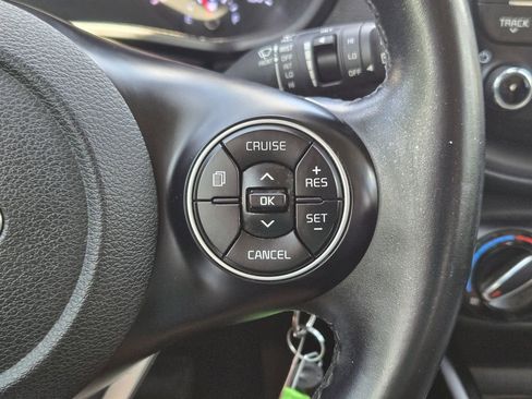 Used 2020 Kia Soul GT-Line FWD image 28