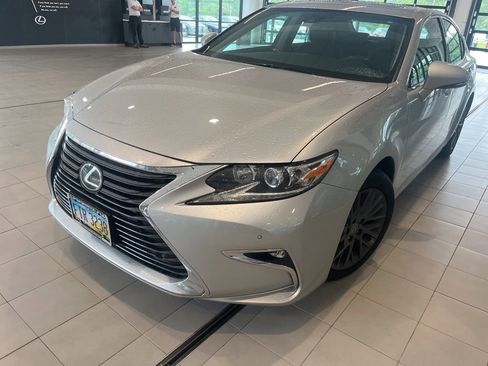 Used 2018 Lexus ES 350 w/ Premier Package FWD image 5