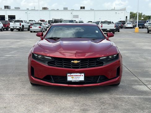 Used 2022 Chevrolet Camaro LT RWD image 6