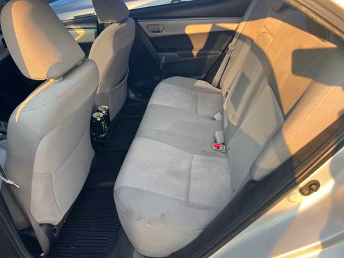 Used 2015 Toyota Corolla LE image 6
