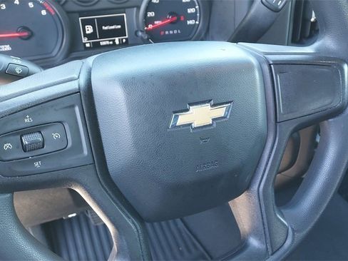 Used 2021 Chevrolet Silverado 1500 Custom image 12