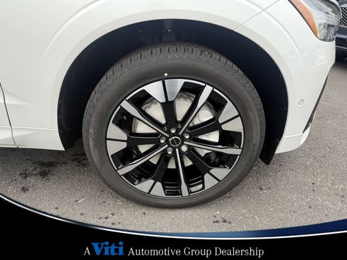 Used 2026 Volvo XC60 B5 Plus w/ Protection Package Premier image 10