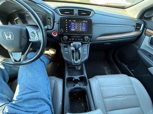 Used 2019 Honda CR-V Touring image 11