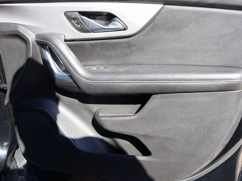 Used 2022 Chevrolet Blazer LT w/ LPO, Black Accent Package image 9