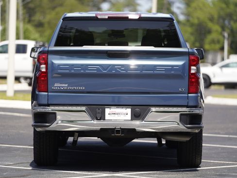Used 2024 Chevrolet Silverado 1500 LT AWD/4WD image 42