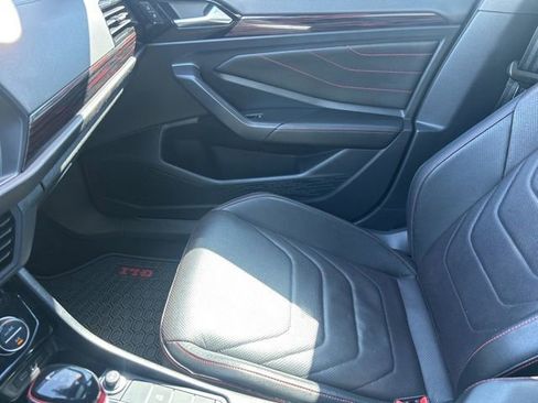 Used 2022 Volkswagen Jetta GLI Autobahn FWD image 42