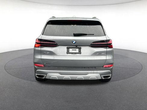 Used 2025 BMW X5 xDrive40i AWD/4WD image 4