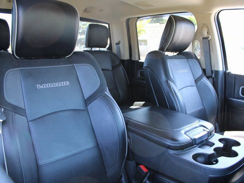 Used 2020 RAM 2500 Laramie image 22