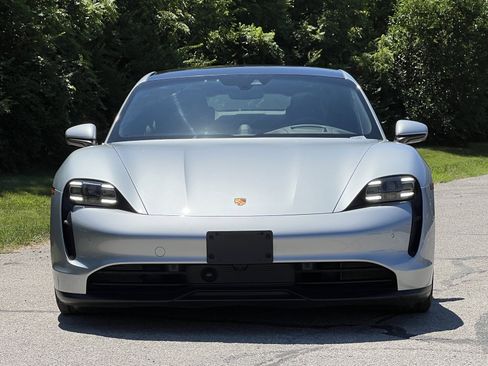 Certified 2022 Porsche Taycan 4S image 7