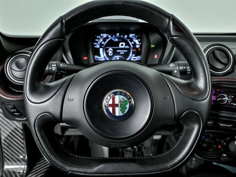 Used 2015 Alfa Romeo 4C Coupe w/ Leather Interior Group RWD image 26