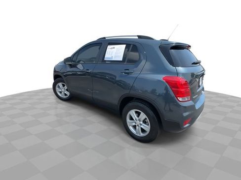 Used 2022 Chevrolet Trax LT w/ Driver Confidence Package AWD/4WD image 6
