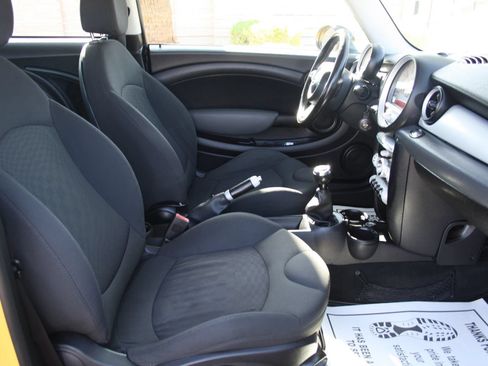 Used 2009 MINI Cooper Hardtop FWD image 18