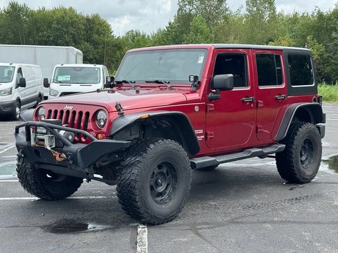 Used 2012 Jeep Wrangler Unlimited Sport AWD/4WD image 3