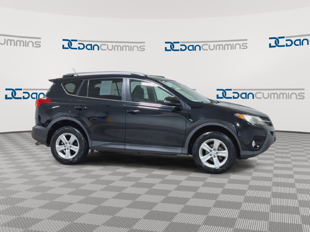 Used 2014 Toyota RAV4 XLE AWD/4WD image 9