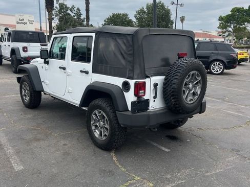 Used 2016 Jeep Wrangler Unlimited Rubicon w/ Connectivity Group image 2
