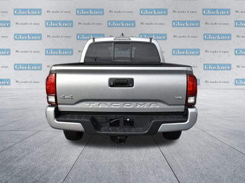 Used 2022 Toyota Tacoma SR image 11