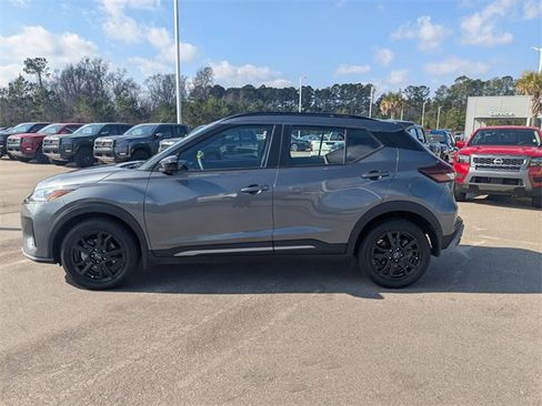 Used 2024 Nissan Kicks SR image 6